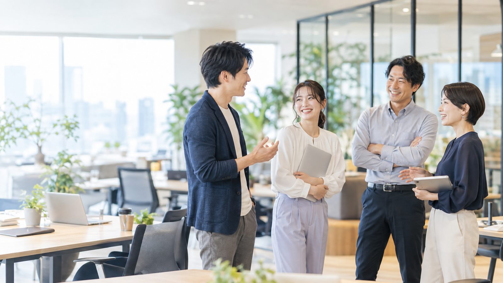 健康的に働くオフィスの様子
